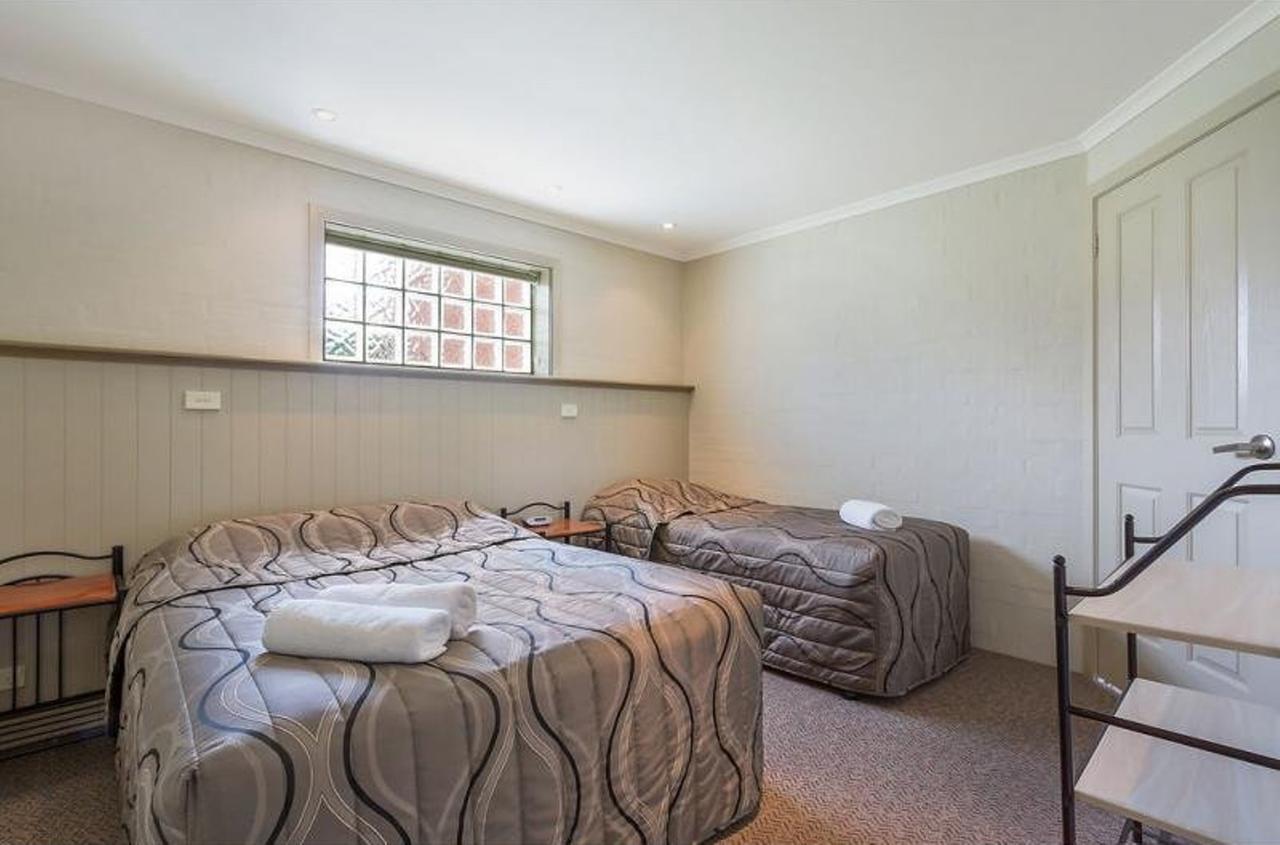 עדן Heritage House Motel & Units מראה חיצוני תמונה